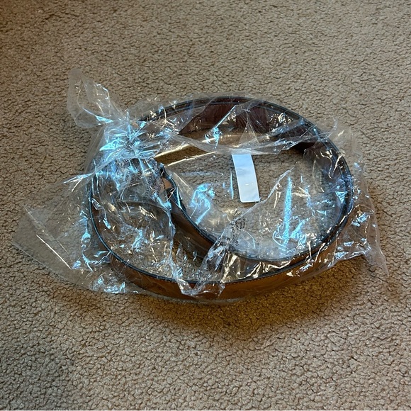 Cognac Brown Perry Ellis Men’s Leather Belt size 34/35 NWT - Picture 7 of 10